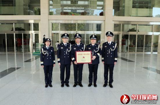   ���ڡ��ڄ�(d��ng)��䁾�ƽ��·���¹���(sh��)�������˔�(sh��)ͬ�ȡ��p�½������ش��¹ʡ���l(f��)����ɽ�|�������(du��)�s�@��ȫ��(gu��)��һ�ڄ�(d��ng)��(ji��ng)�