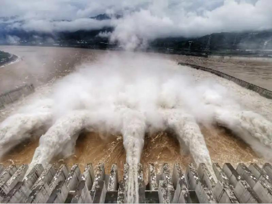   �ڷ�Ѵ�ı��󡪡�ӛ��(y��n)��Ѵ���΄��µ�ˮ����(d��n)��(d��ng)