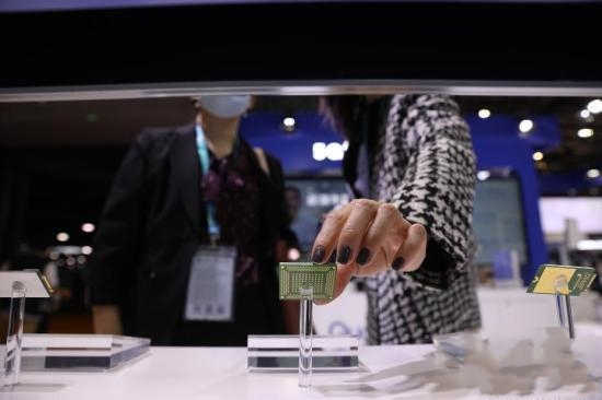 ȫ��оƬ��F��������Č��M����