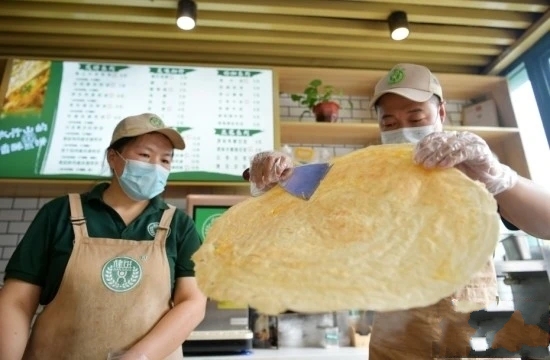 ̫�С���硱�����o�Gɫ���� ����ǧ�˹���