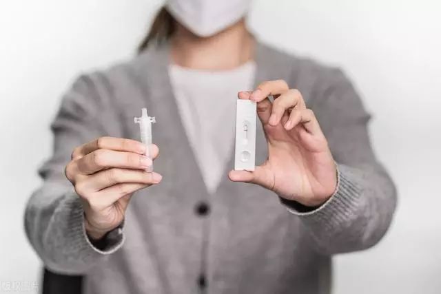       ��ꖡ���߀�Ǹ�ð����ηֱ����@Щˎ�ܯB��ô�����ҙ�(qu��n)�����x