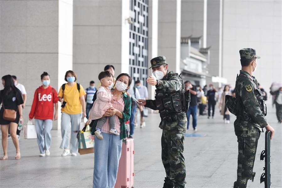 �侯�ٱ����p��(ji��)�����ؑ�(zh��n)λ��ƽ��