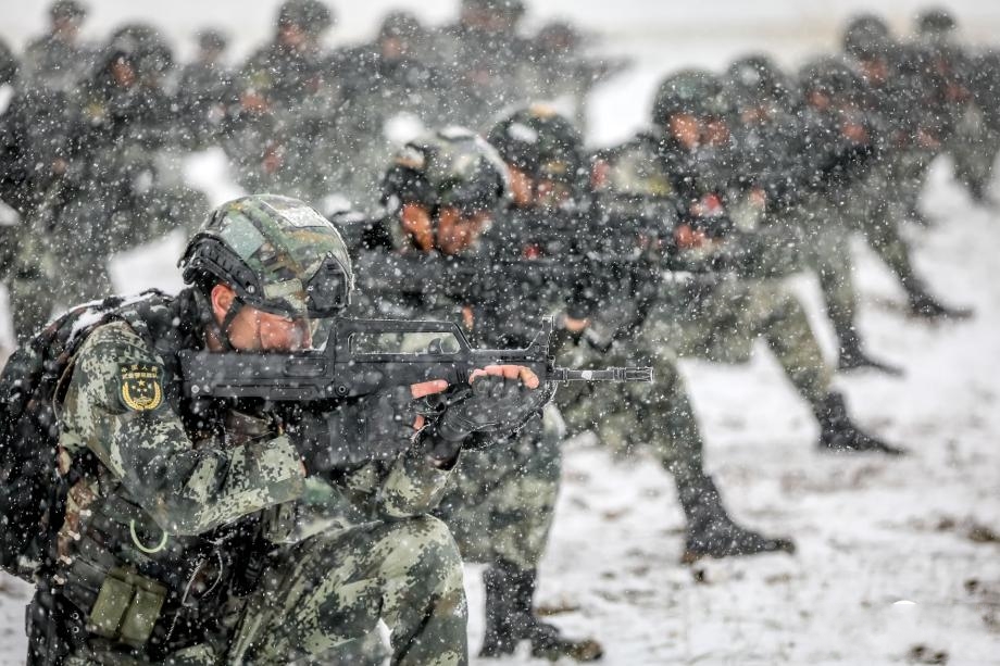 �侯����ɽ�}���ء�ħ���ܡ��O��Ӗ�� ѩ���N�����A����