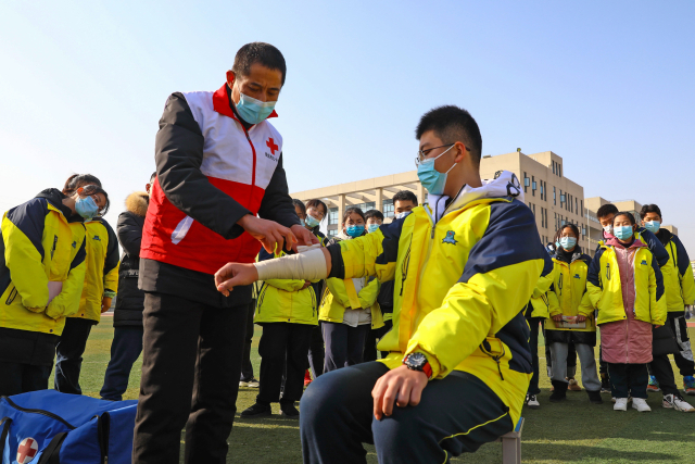 У�@�W(xu��)���� ƽ���^����