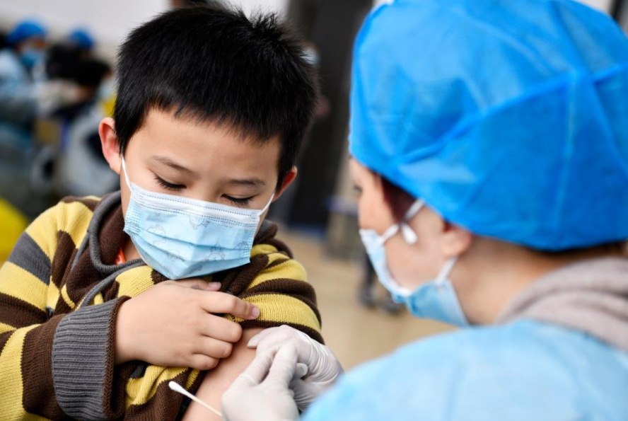 �F�(y��ng)������ӷN�M(j��n)У�@