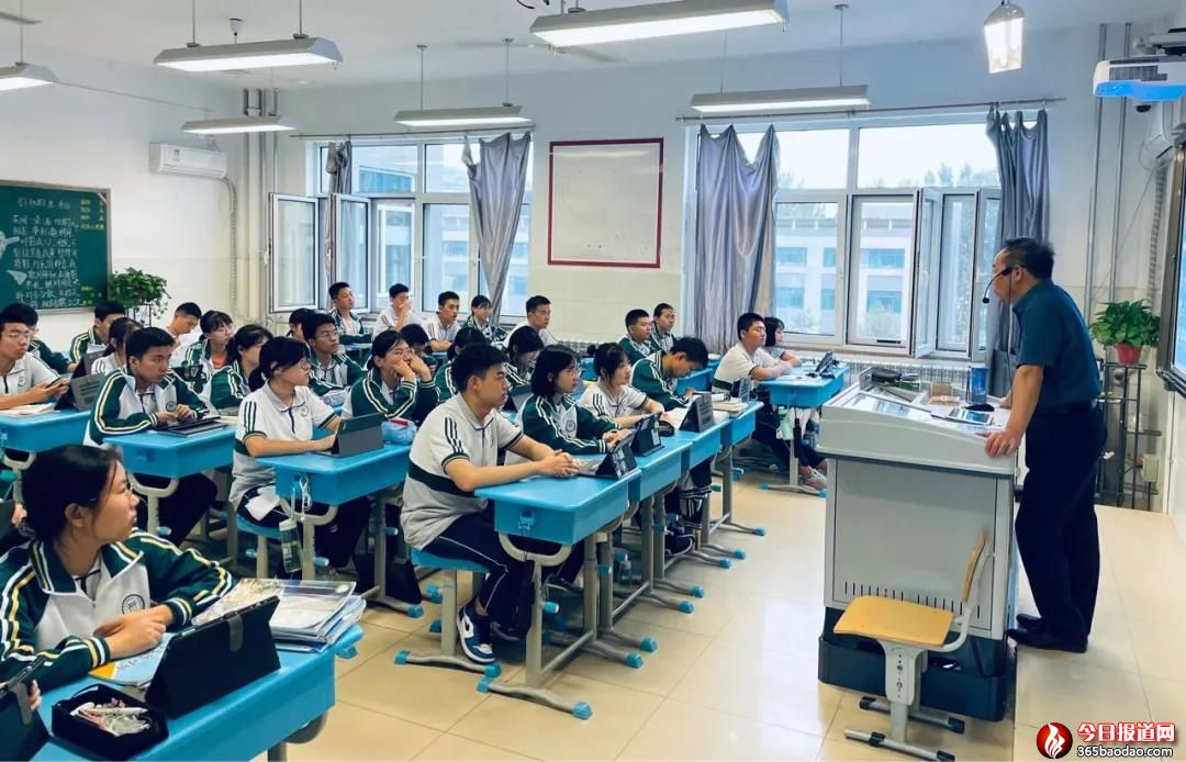   �������и߶��W�����̌W����ˇ�g���W�����ǡ���Ʒ����