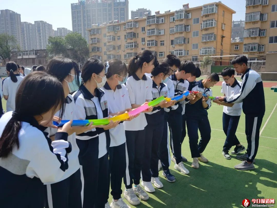  �F(tu��n)�Y(ji��)�f(xi��)�� ����(chu��ng)���A������(j��)�ς�ý�W(xu��)У�_չ�W(xu��)��������չ���(d��ng)