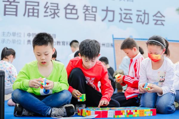 �F����(zh��n)���׌þGɫ�����\(y��n)��(d��ng)��(hu��)�_Ļ