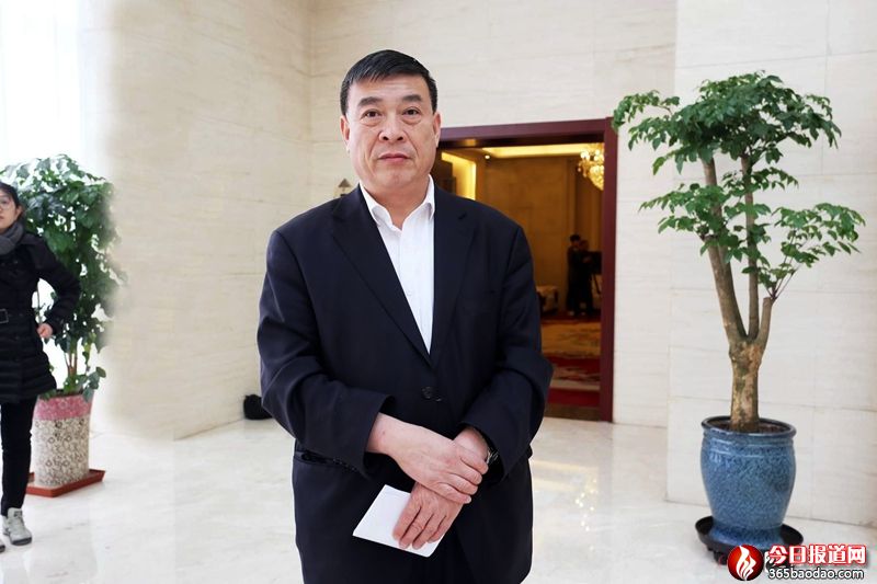 ԏ�܊�˱�ɫ  �����̺��P(y��ng)�� �����Lɽ�|ʡ����ˎ�I(y��)���޹�˾�����L(zh��ng)���(sh��)��