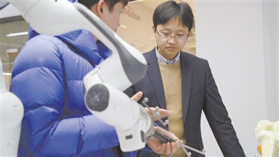 ���ٰף����С�Ӳ���^��