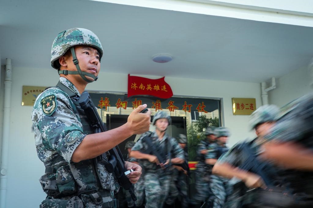 �����B�L(zh��ng)������ӛ�܊��71���F(tu��n)܊ĳ�ϳ��á���(j��)��Ӣ���B���B�L(zh��ng)�O����