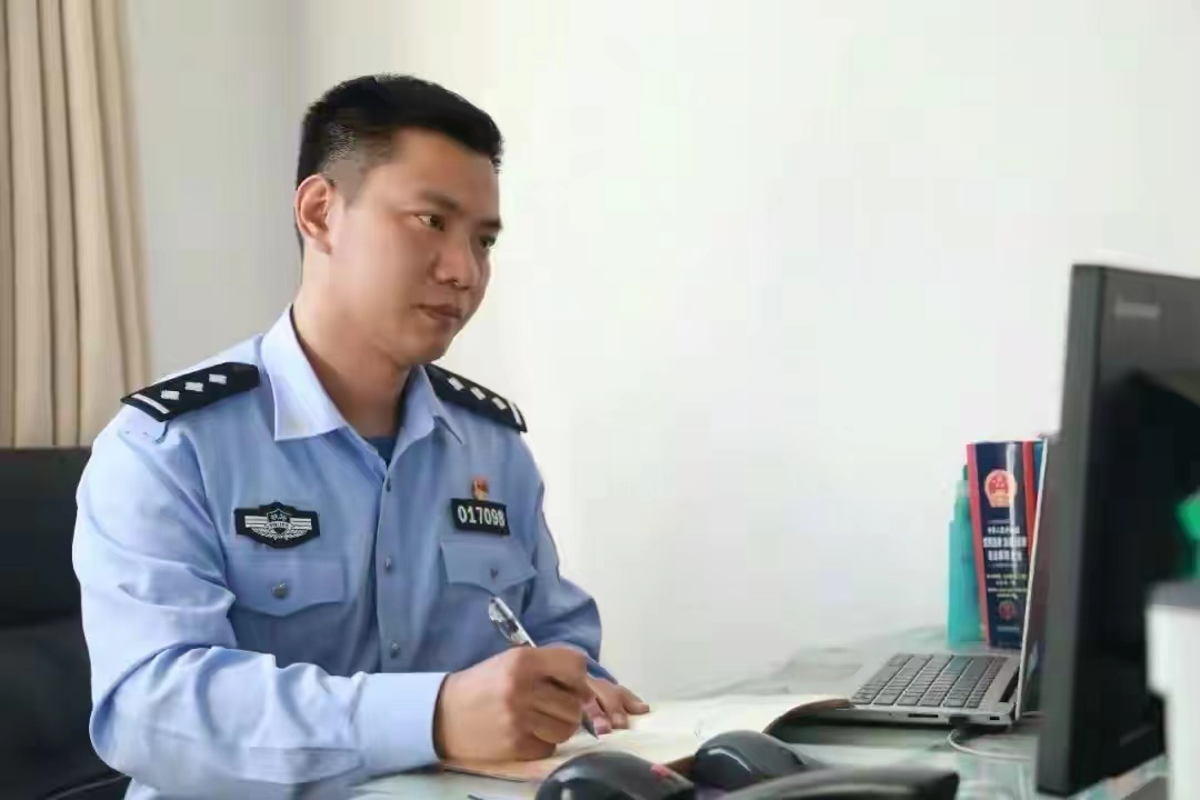 �w�����������ڵ����ϵġ����ߡ�