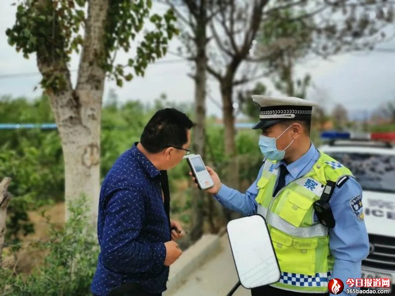  26����������һ�� ����ƽ��·      ����ӛȫʡ�����C�P(gu��n)�A(y��)����·��ͨ�¹ʹ����ɿ�ͻ������-���h������ѩ��