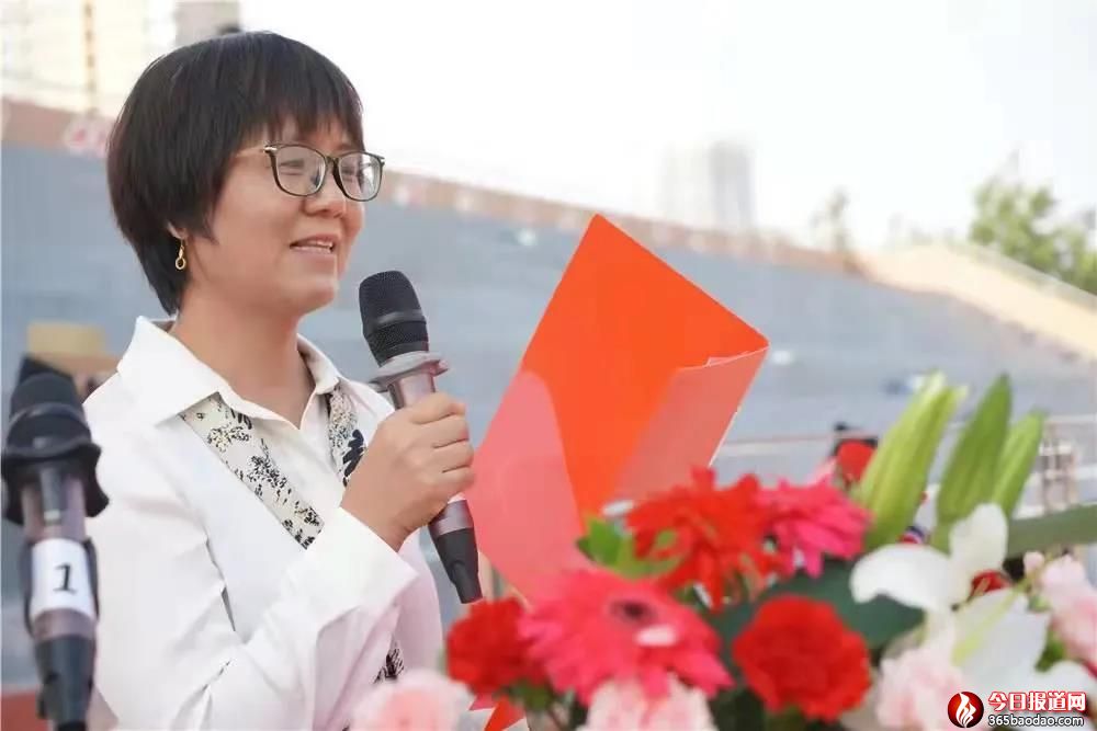    31����һ���������Ľ́�(l��i)�r(sh��)·����(j��)�����������ͨ�^(gu��)��С�W(xu��)���߼�(j��)�̎��u(p��ng)��