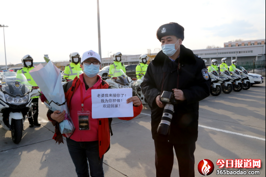 ����һ����ɾ�������һ��(du��)�����t(y��)�����ޣ��ڙC(j��)��(ch��ng)и�˵�����˲�g