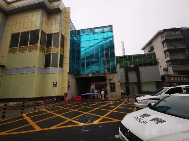 ӛ�߾��h�ɵ،�(sh��)��׷ۙHŮʿ���_ϵ�̝Mጷ��ˆT��Ů���ھ�����