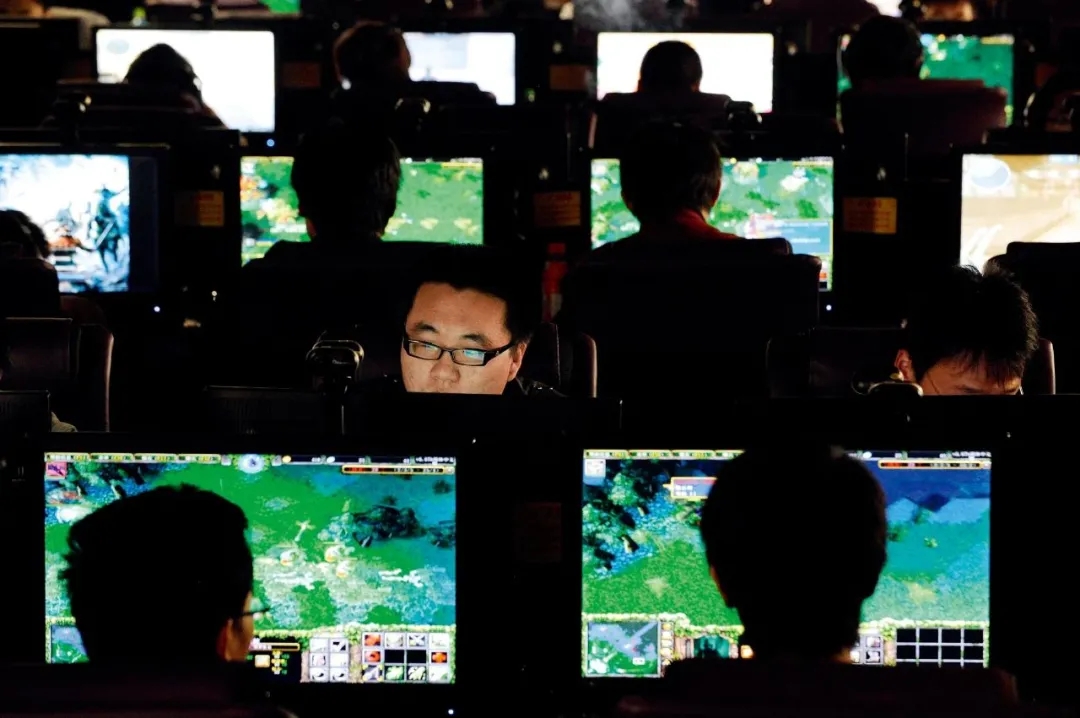 ���Α������һ�������S���εĺ����L���˕�������