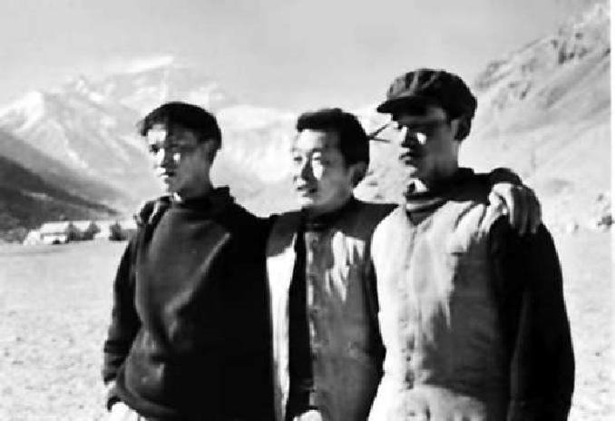 �]�е��?sh��)����Ӣ�?/><em>�]�е��?sh��)����Ӣ�?/em></a></li>
<!---->
<li><a href="/shehui/shwx/2022-03-20/22714.html" target="_blank"><img src="http://www.12v24v.com/d/file/shehui/shwx/2022-03-20/18b72ef92df056b4ac435c46e4178c60.png" alt=