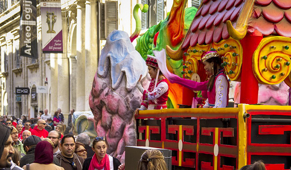 �R������g��(ji��)ӭ��(l��i)�ׂ�(g��)�Ї�(gu��)���}��܇