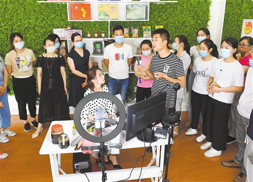 �W(w��ng)�j(lu��)ֱ���y��(d��ng)��