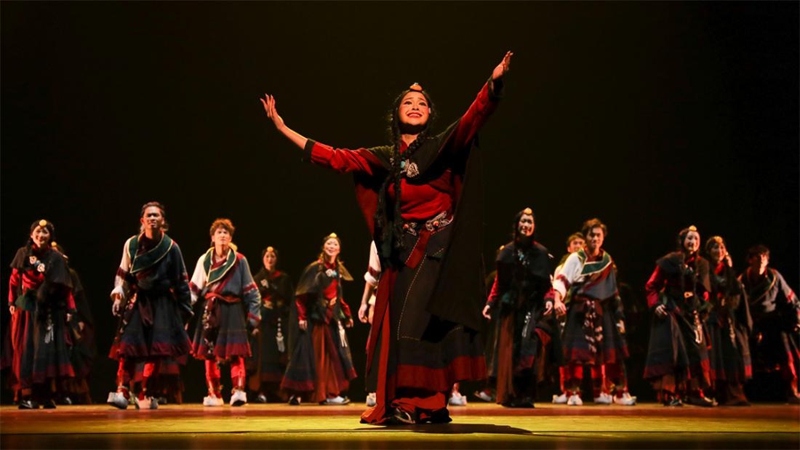 ���ķ���� ӭ�񳯺��� ��ʮ�����Ї�(gu��)�赸���ɻ���(ji��ng)���������g���u(p��ng)��(ji��ng)���(d��ng)�_(k��i)Ļ