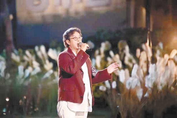 ���f�����Cˇ�߼t����