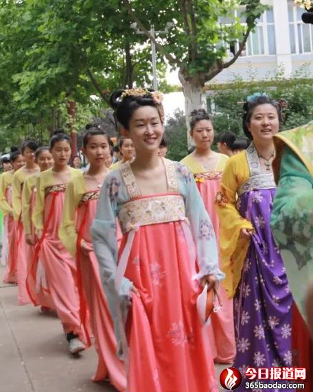 �¾�Ʒ�ơ��I(xi��n)�Y��ʮ�� | �������С���������һ��Ԋ��