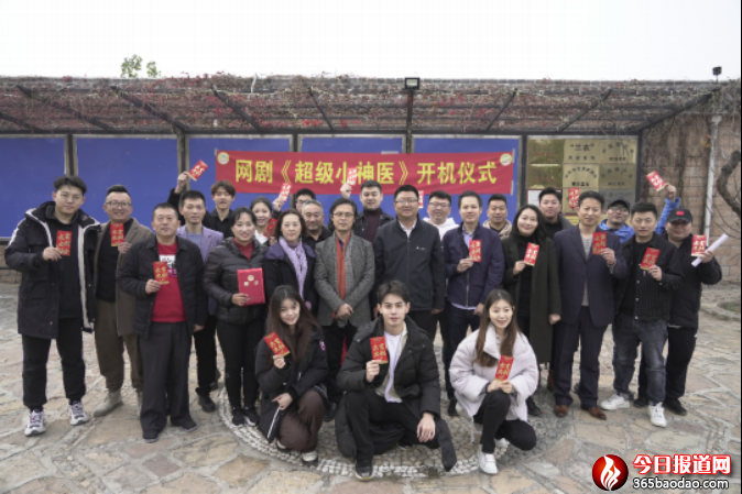 ����С���t(y��)�ڝ��ϱ��o�L�࿵�B(y��ng)������ʽ�_�C