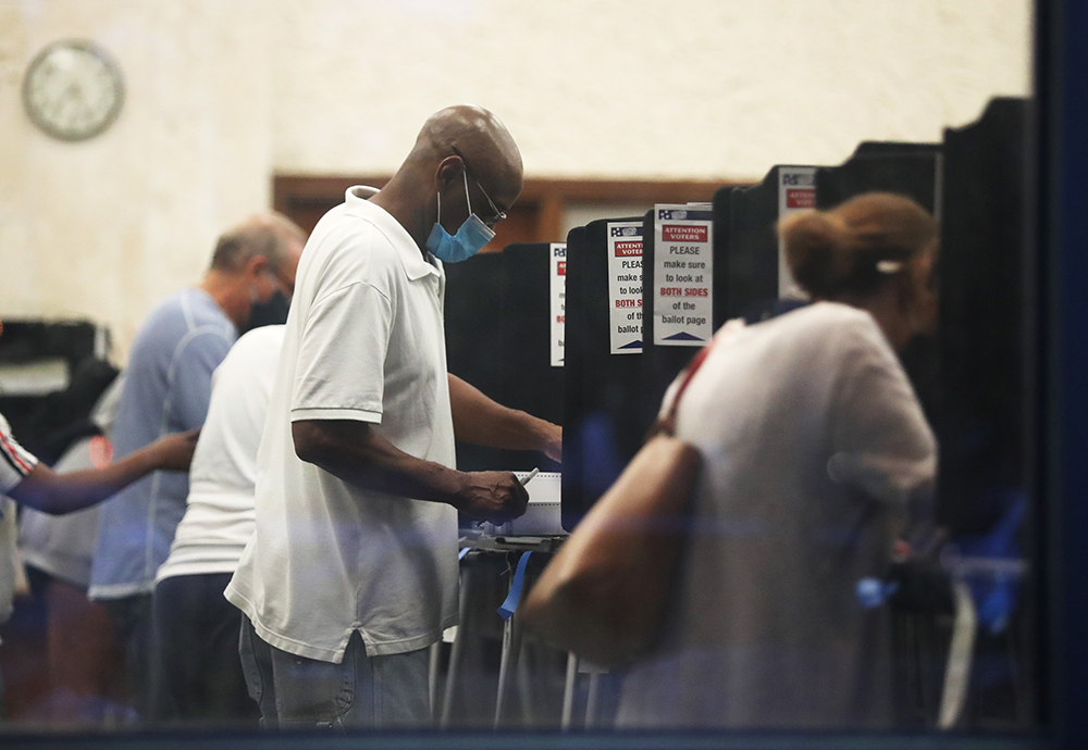 ����������ǰͶƱ��35�f(w��n)��(chu��ng)�o(j��)���ȫ�����г���ǧ�f(w��n)�x��ͶƱ