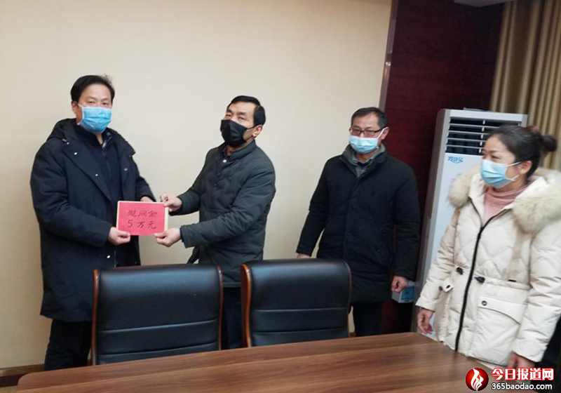   Ӣɽ�h������(hu��)�I�Y15�fԪο����(ji��n)���ڡ��ߡ�����