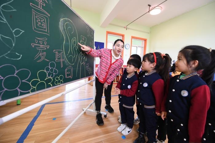 ȫ�����۶��ա����ӱ��ɰ��׃������f����Ԓ���۶��o��