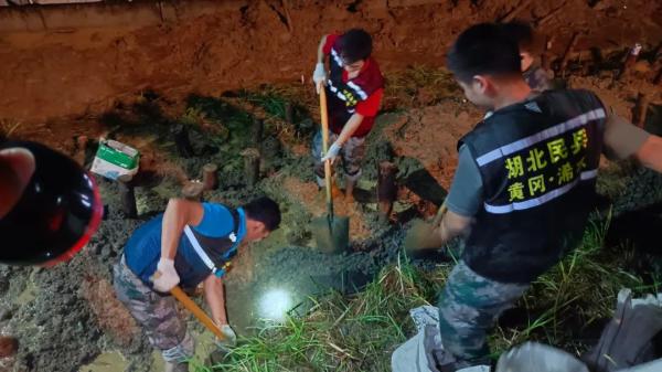 ˮ��ͻ�l(f��)�U��������һ�h�o���D(zhu��n)��2.8�f��Ⱥ��