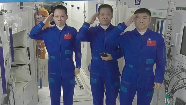 ��ʮ���w���ѳ��x���gվ����������Tʲô�r����_����